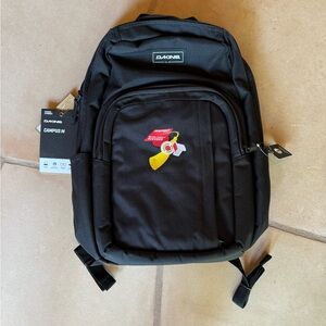 Dakine 25L Campus M Backpack with Laptop Sleeve. NWT